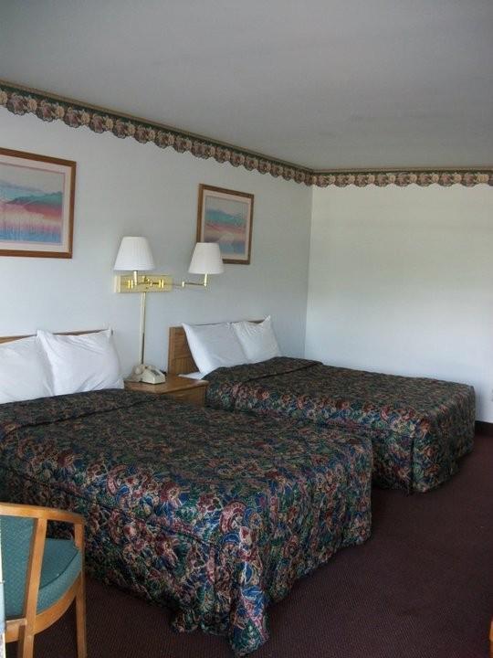 Countryside Inn Richmondville Room photo