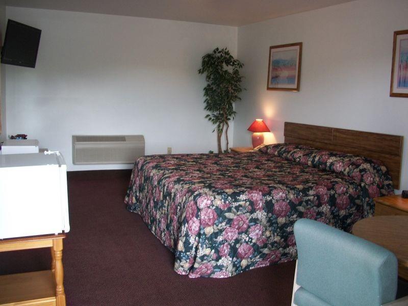 Countryside Inn Richmondville Room photo